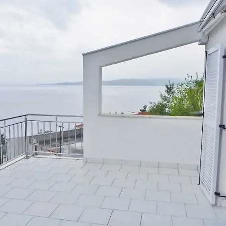 Apartment Dvorski Baska Voda