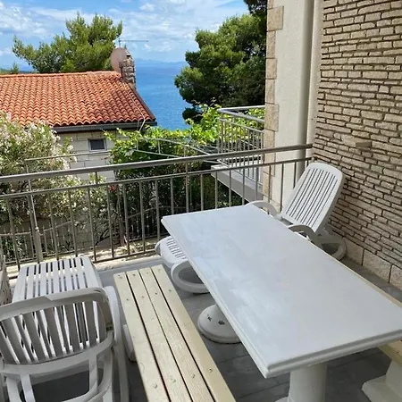 Apartment Dvorski Baska Voda