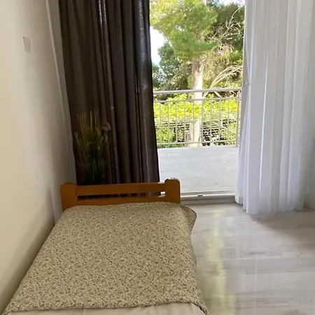 Apartment Dvorski Baska Voda
