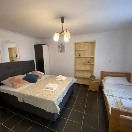 Dvorski Apartment Baska Voda