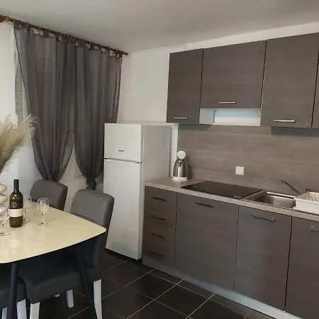 Dvorski Apartment Baska Voda