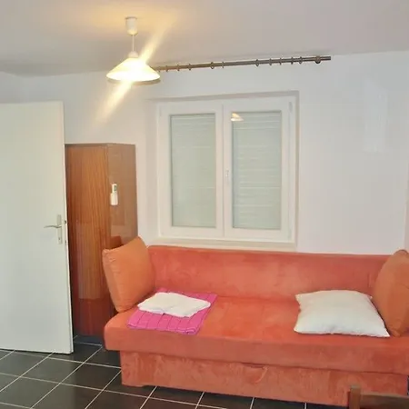 Dvorski Apartment