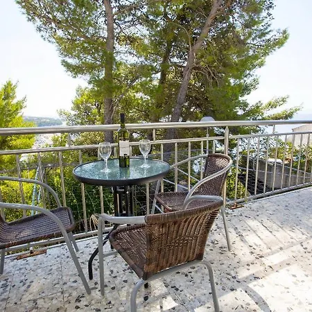 Dvorski Apartment