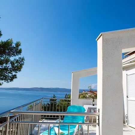 Dvorski Apartment Baska Voda
