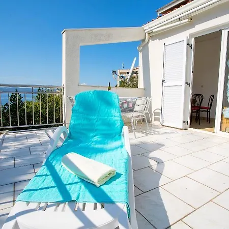Apartment Dvorski Baska Voda